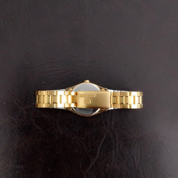 Vtg Rare Seiko Gold Sunburst Mickey Mouse Watch
